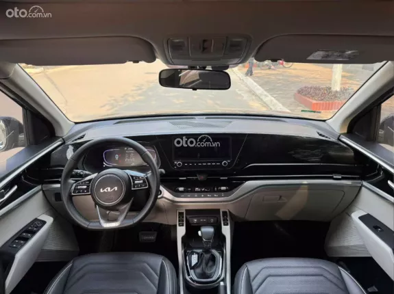 Kia Carens 1.5D Signature 2022 - 685 triệu