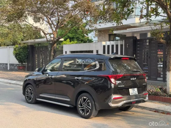 Kia Carens 1.5D Signature 2022 - 685 triệu