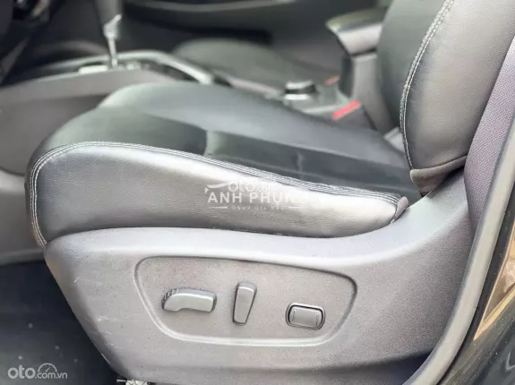 Nissan X trail 2.5 SV 4WD 2016 - Xe tốt cam kết chính hãng bảo hành 12 tháng