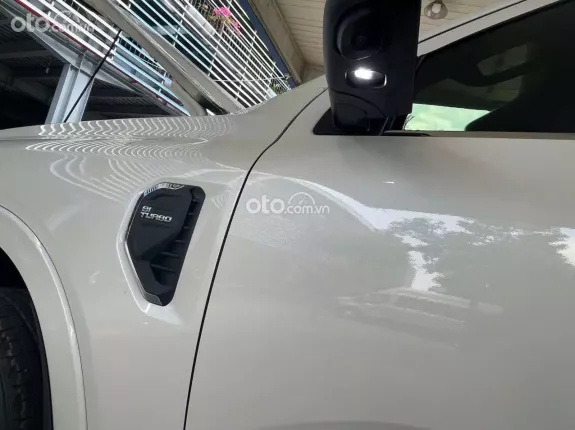 Ford Everest 2.0L ST5 10AT 4x4 Titanium 2022 - Nhập Thái Xe đẹp, tiết kiệm hơn xe mới 200 triệu