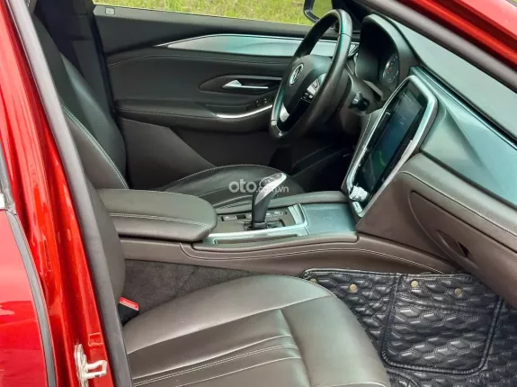 VinFast LUX A2.0 Cao cấp 2019 - Chạy 6,8 vạn, lốp còn theo xe rất mới