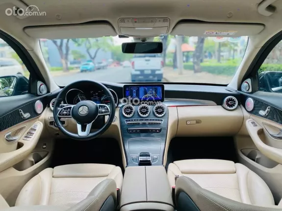 Mercedes-Benz C200 2019 - Up body C300 AMG