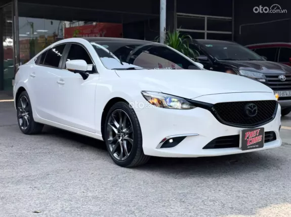 Mazda 6 2.0 Premium 2021 - Giá cực kỳ hợp lý