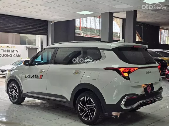 Kia Carens 1.4T Premium 2023 - Xe đẹp Như mới - Bảo dưỡng đầy đủ