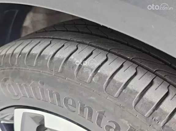 Kia Carens 1.4T Premium 2023 - Xe đẹp Như mới - Bảo dưỡng đầy đủ