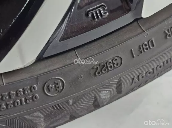 Kia Carens 1.4T Premium 2023 - Xe đẹp Như mới - Bảo dưỡng đầy đủ