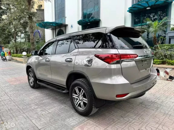 Toyota Fortuner 2.7 V 4X2 AT 2019 - Odo 8v quá mới