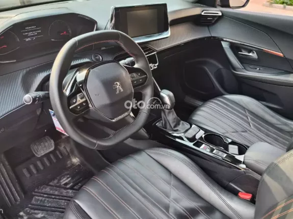 Peugeot 2008 2022 - Không có va chạm mạnh ảnh hưởng tới kết cấu xe
