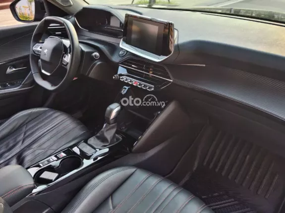 Peugeot 2008 2022 - Không có va chạm mạnh ảnh hưởng tới kết cấu xe