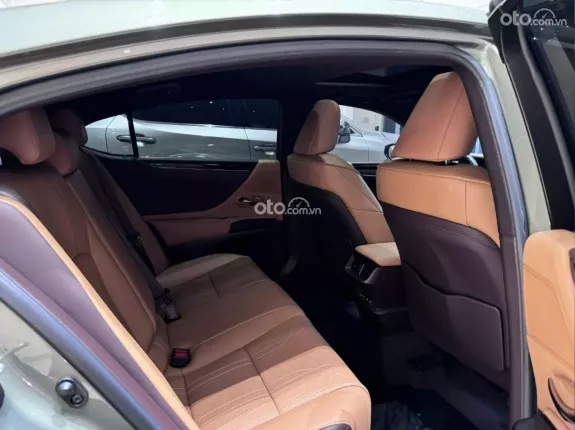 Lexus ES 250 2021 - Lexus ES 250 Model 2021