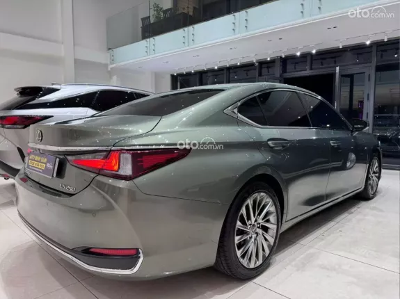 Lexus ES 250 2021 - Lexus ES 250 Model 2021