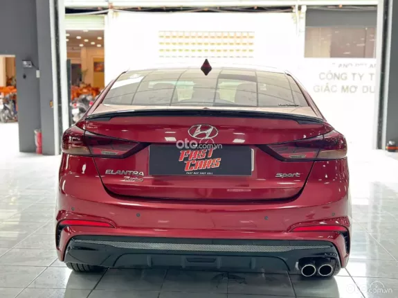 Hyundai Elantra Sport 1.6 2019 - Giá rẻ hơn thị trường