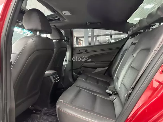 Hyundai Elantra Sport 1.6 2019 - Giá rẻ hơn thị trường