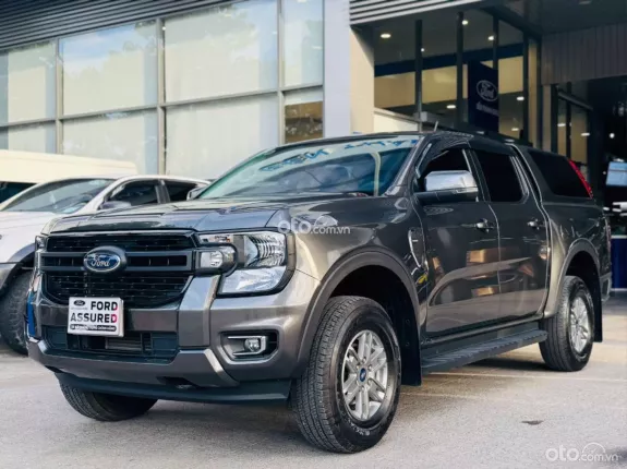 Ford Ranger XLS 2.0L 4x2 MT 2022 - Bán tải số sàn 1 cầu chuyên chở hàng giá hợp lý, đi lướt