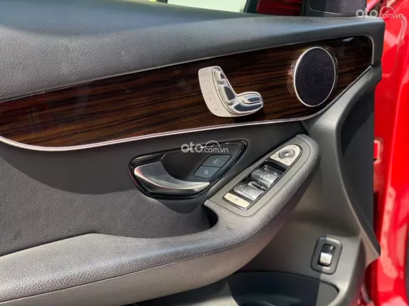 Mercedes-Benz GLC 200 2019 - Cty xuất hoá đơn