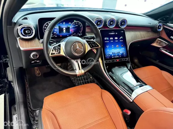 Mercedes-Benz C200 Avantgarde Plus 2022 - V1 MODEL 2023 BẢO HÀNH HÃNG ĐẾN 2026