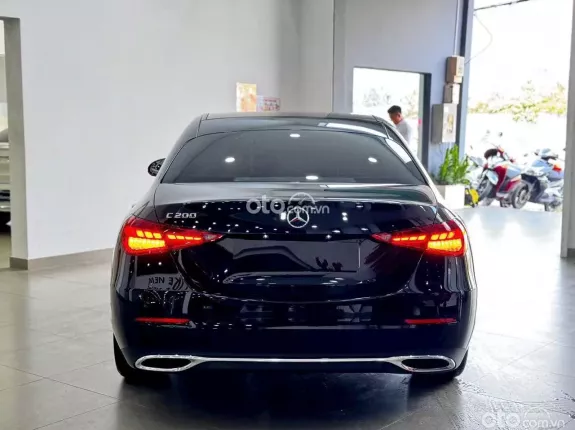 Mercedes-Benz C200 Avantgarde Plus 2022 - V1 MODEL 2023 BẢO HÀNH HÃNG ĐẾN 2026