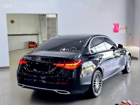 Mercedes-Benz C200 Avantgarde Plus 2022 - V1 MODEL 2023 BẢO HÀNH HÃNG ĐẾN 2026