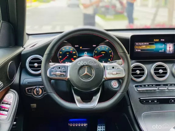 Mercedes-Benz GLC 300 4Matic Coupe 2019 - Công ty xuất hoá đơn