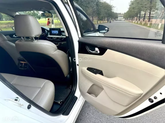 Kia Cerato 1.6 AT Luxury 2020 - Máy móc nguyên bản nhà sản xuất