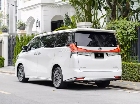 Lexus LM 350 2022 - 4 Ghế VIP siêu mới
