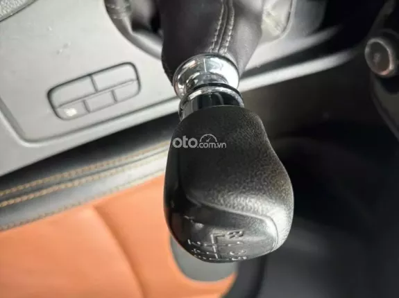 Ford Ranger XLS 2.2 4x2 MT 2019 - Ford Ranger MT 2019