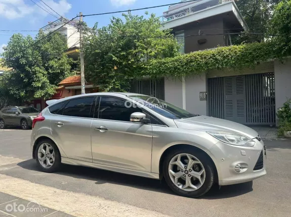 Ford Focus S 2.0AT 2013 - ƯU ĐÃI ĐẶC BIỆT_TẶNG TIỀN MẶT _TẶNG BHVC 1 NĂM