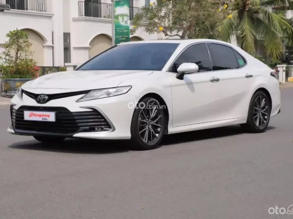 Toyota Camry 2.5Q 2021 - Cam kết không đâm đụng, ngập nước