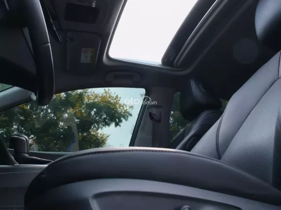 Toyota Camry 2.5Q 2021 - Cam kết không đâm đụng, ngập nước