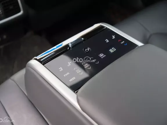 Toyota Camry 2.5Q 2021 - Cam kết không đâm đụng, ngập nước