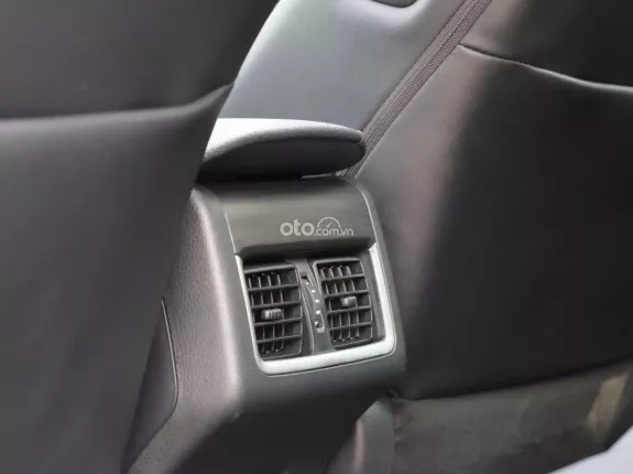 Toyota Camry 2.5Q 2021 - Cam kết không đâm đụng, ngập nước