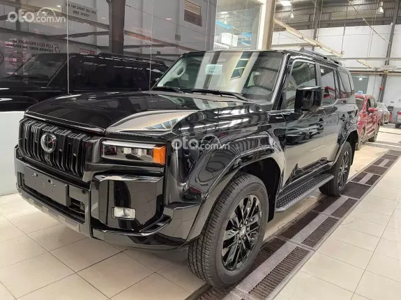 Toyota Land Cruiser Prado 2025 - Check hãng theo yêu cầu của khách hàng
