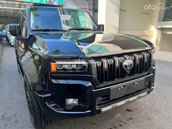 Toyota Land Cruiser Prado 2025 - Check hãng theo yêu cầu của khách hàng