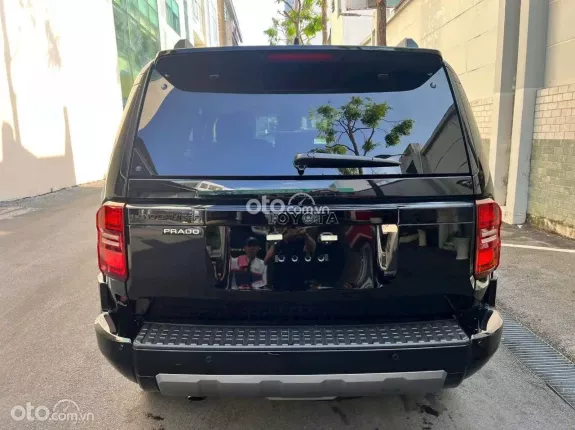Toyota Land Cruiser Prado 2025 - Check hãng theo yêu cầu của khách hàng