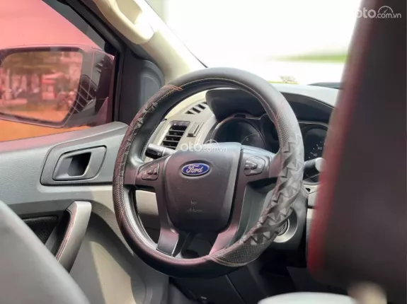 Ford Ranger XLS 2.0L 4x2 AT 2016 - Ranger XLS AT 4x2 2016