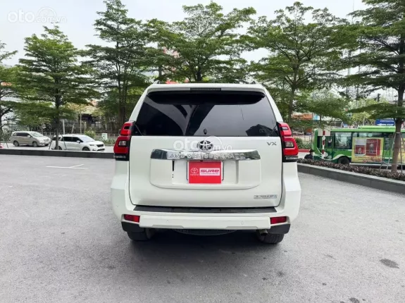 Toyota Land Cruiser Prado VX 2022 - BH chính hãng