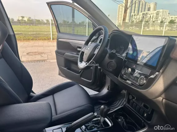 Mitsubishi Outlander 2.0 CVT 2019 - Outlander 2.0CVT 2019