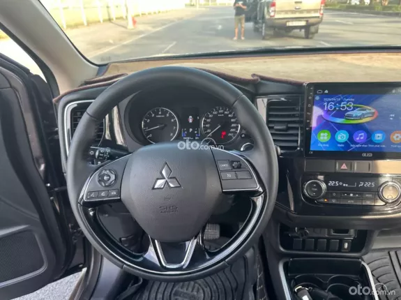 Mitsubishi Outlander 2.0 CVT 2019 - Outlander 2.0CVT 2019