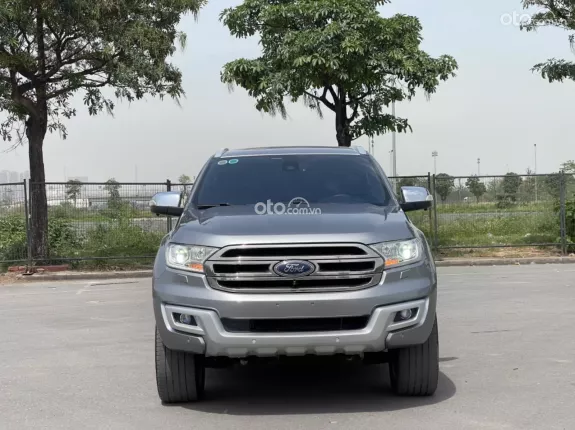 Ford Everest 3.2L 4x4 AT Titanium Plus 2016 - Hàng Cực Hiếm chỉ Hơn 100 xe toàn VN