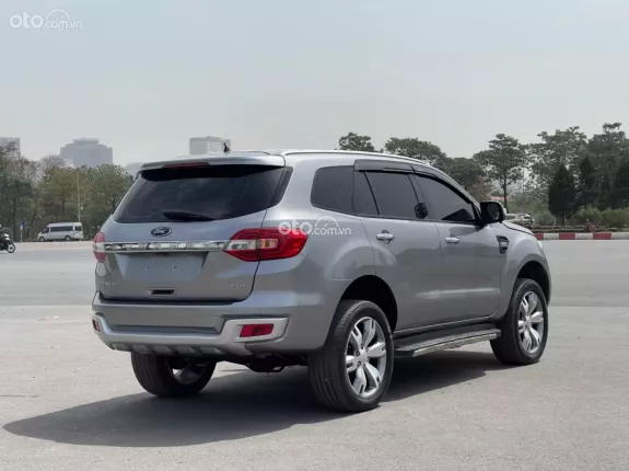 Ford Everest 3.2L 4x4 AT Titanium Plus 2016 - Hàng Cực Hiếm chỉ Hơn 100 xe toàn VN