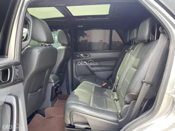 Ford Everest 3.2L 4x4 AT Titanium Plus 2016 - Hàng Cực Hiếm chỉ Hơn 100 xe toàn VN