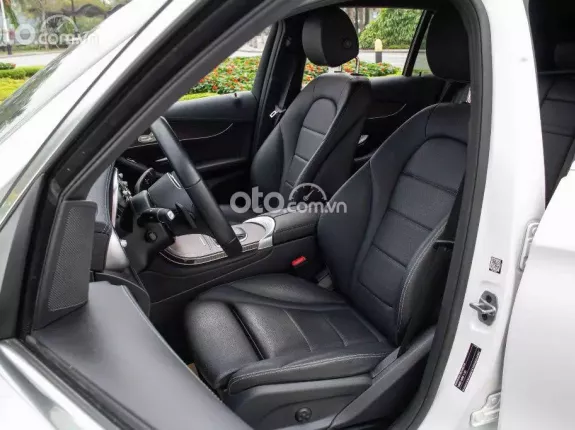 Mercedes-Benz GLC 200 V1 2022 - Xe 1 chủ mua mới từ đầu