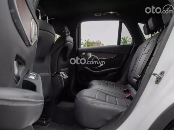 Mercedes-Benz GLC 200 V1 2022 - Xe 1 chủ mua mới từ đầu