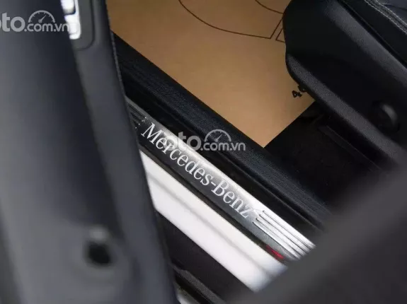 Mercedes-Benz GLC 200 V1 2022 - Xe 1 chủ mua mới từ đầu