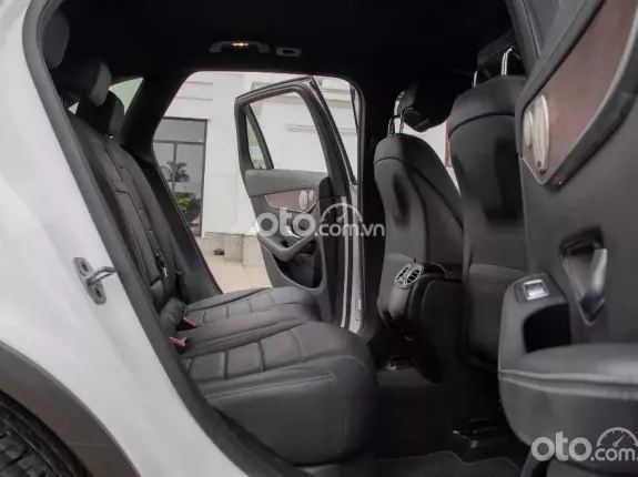 Mercedes-Benz GLC 200 V1 2022 - Xe 1 chủ mua mới từ đầu