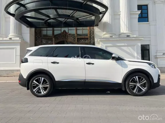 Peugeot 5008 Allure 2018 - Xe đẹp full lịch sử hãng