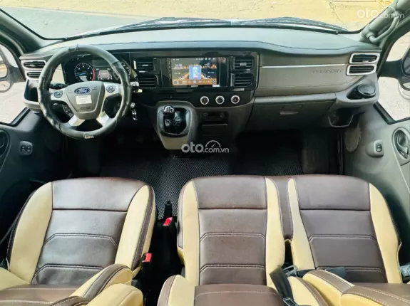 Ford Transit 2024 - Xe đi Van 6 ghế, đi lướt cần bán