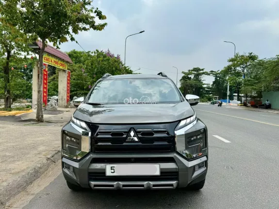 Mitsubishi Xpander Cross 1.5 AT 2023 - Nhập khẩu Indo