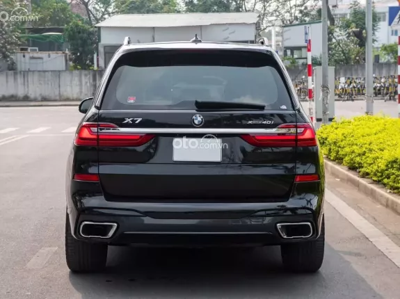BMW X7 xDrive40i Msport 2022 - Màu đen chạy ít siêu mới
