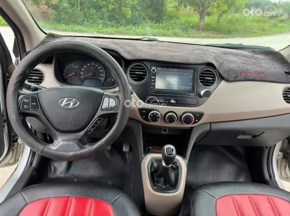 Hyundai Grand i10 Sedan 1.2 MT 2018 - Bản đủ đời 2018. Xe đại chất, không lỗi nhỏ. Máy, số, keo chỉ, thân vỏ zin tuyệt đối. Đã có m